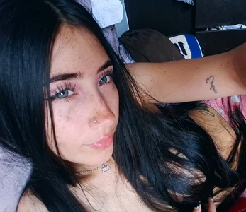 Celeste_Valentine_ Public  5. fénykép