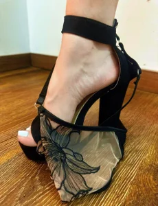 Noa_butterfly_: For all my feet lover ( 3 фото)