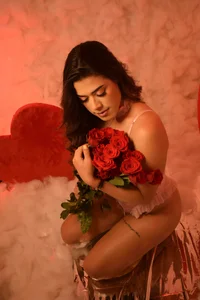 Luciana_Ortiz1 Valentin day! ❤️ Immagine  4