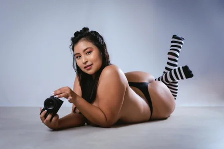 _alaiasmile_の⭐𝒀𝒐𝒖, 𝒎𝒆 𝒂𝒏𝒅 𝒕𝒉𝒆 𝒄𝒂𝒎...⭐の枚の写真