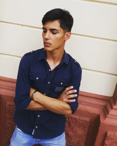 Adams_ricciPublic图片