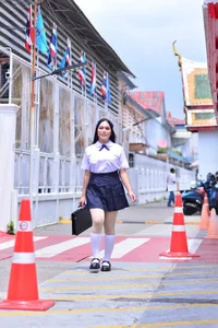 Megwildddd thailand slika 3