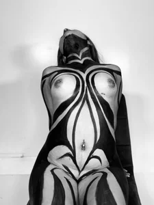 AbbyWathson 🖤INK SKIN Pic 4