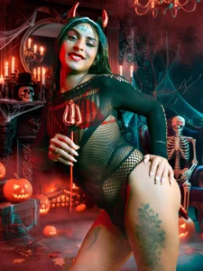 sofiaa_ferrer's Happy Halloween with you!!! Sex Photo 5
