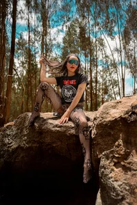 IsisNoir kullanıcısının A new adventure in the forest ☀️ albümü -  4 fotoğraf