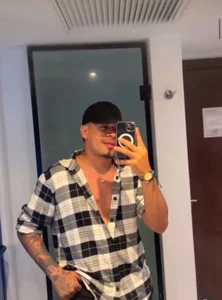 thomasclovinss XXX nøgenfoto 1