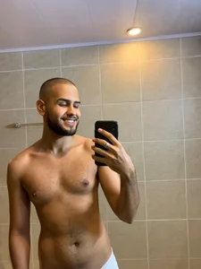 Marcus_Soler some in the bathroom 😛 Pic 2