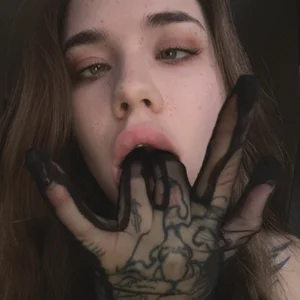 Vikki_toriya It's always more interesting in the dark) Pic 5