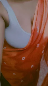 hidegirl123 Public Pic 6