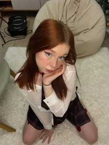 eva_aria Cute girl in student shirt👩‍🎓🖤 Immagine  2