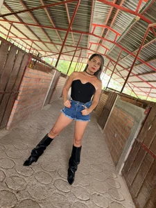 ThaliaGray_ Willing to tame you 🔥 Pic 3