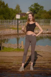 SuchArt_ New Adventures with Horses Pic 3