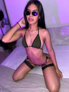 Chicashotmen sexy Pic