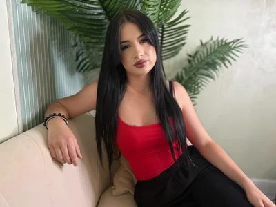 CamilaLevins Public Gambar 4
