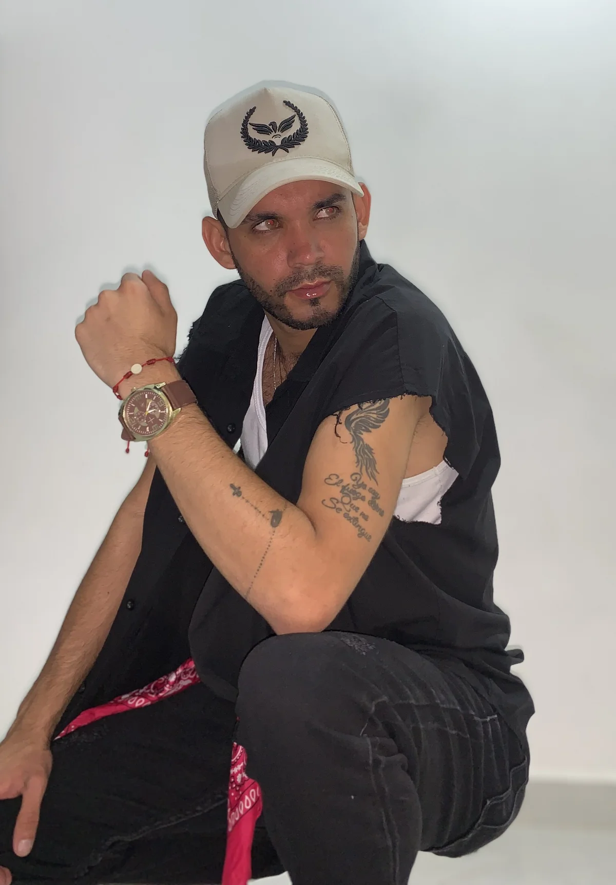 Трендове зображення  2394 EthanGrey