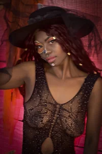Miia_ferrariiのDark Enchantment 🖤🍷の 4枚の写真