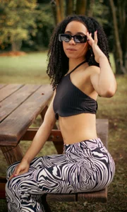 Public de northly  3 photos