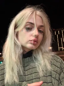 Nagie zdjęcie XXX modela SunnBench: 3