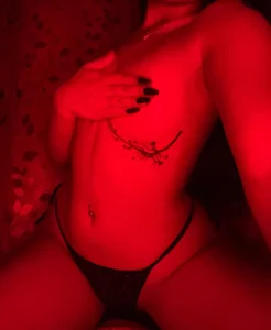 babe_vennus Red Sex ❤️ Foto 4
