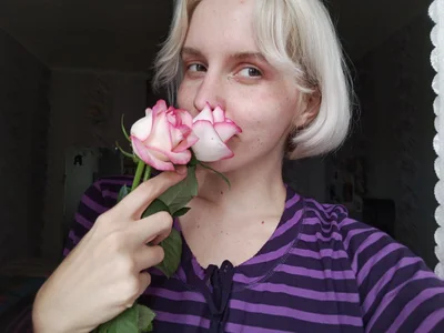 BethanyCloud Your tips on the flowers make me feel good for the whole week🥰🥰🥰 사진 2