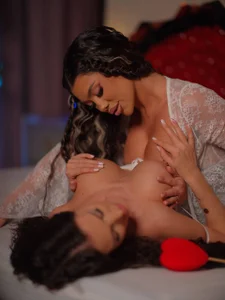 Valentine double trouble de Evelyn_Evyyy  6 Imagens