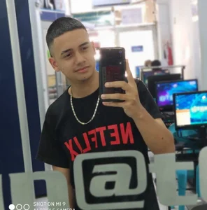 AlexSecret10 Public Foto 3