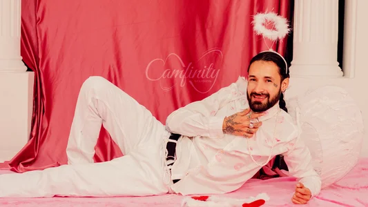 Hisoka_011: Your favorite angel… but I don’t always behave like one 😇❤️ ( 6 фото)