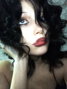 MegaanCollins Public Foto 6