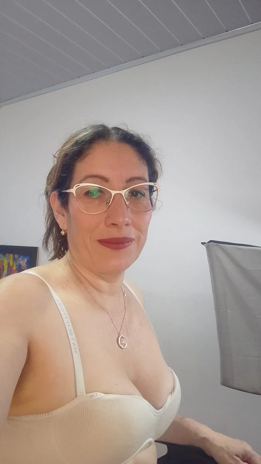 صور kaylaMinov_ الرائجة  6357