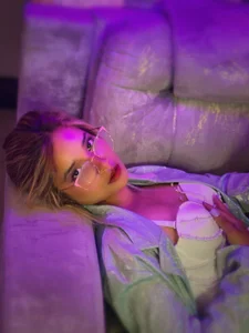 Olivia_Fox69 Let's go party Pic 7