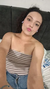 ValeriaVance_ Public Kuva 4