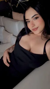 Casual photos 🦋🔥✨ de Kendall_curves  Imagens