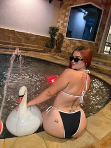 melanieklaus2 a relaxing day👅🍑 Pic