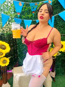 Luciana_r 🍻Oktoberfest🍻 Pic 2