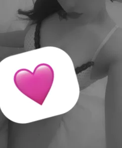 goldengoddesss1's XXX Nude Photo 2