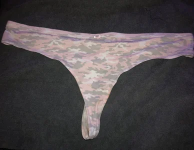 SexyxLexieのAll My Thongsの 6枚の写真