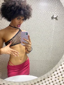 Zaira_sofiaa Public Immagine  3