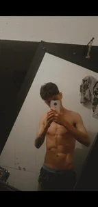 santihot089 Public Bilde