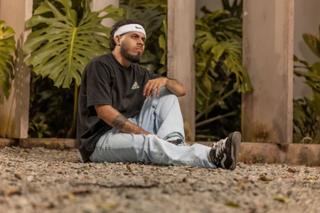 CoreyHurt My first Photo shoot! Pic 4