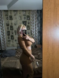 VelvetVoltage Public Fotka 4