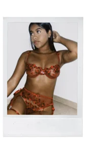 Public de Melaniaa_Roussee  4 photos