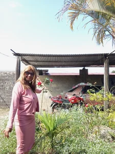 Martina-miller1 Public Poză 4