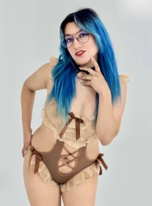 Zafiro_Kitsune Public Pic 2