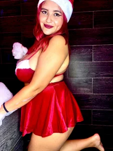 AllisonnSmith_: share your christmas with me, let's enjoy our exciting senses 💋🔥✨ ( 9 фото)