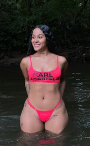 About me de Kinsleybrown  photos