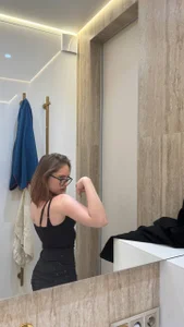 KaseyGress Public Gambar