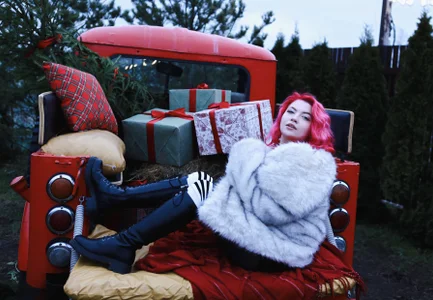 Lisa_Adam Christmas! Pic 3