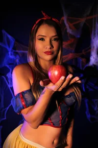 sararestrepo HALLOWEN 2024 SNOW WHITE Kuva 4