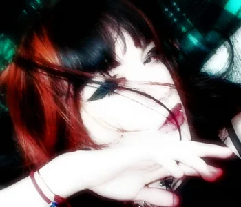 bathory_vamps Public  3. fénykép