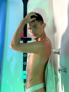 Star_blaze Under water… where temptations are born. Foto